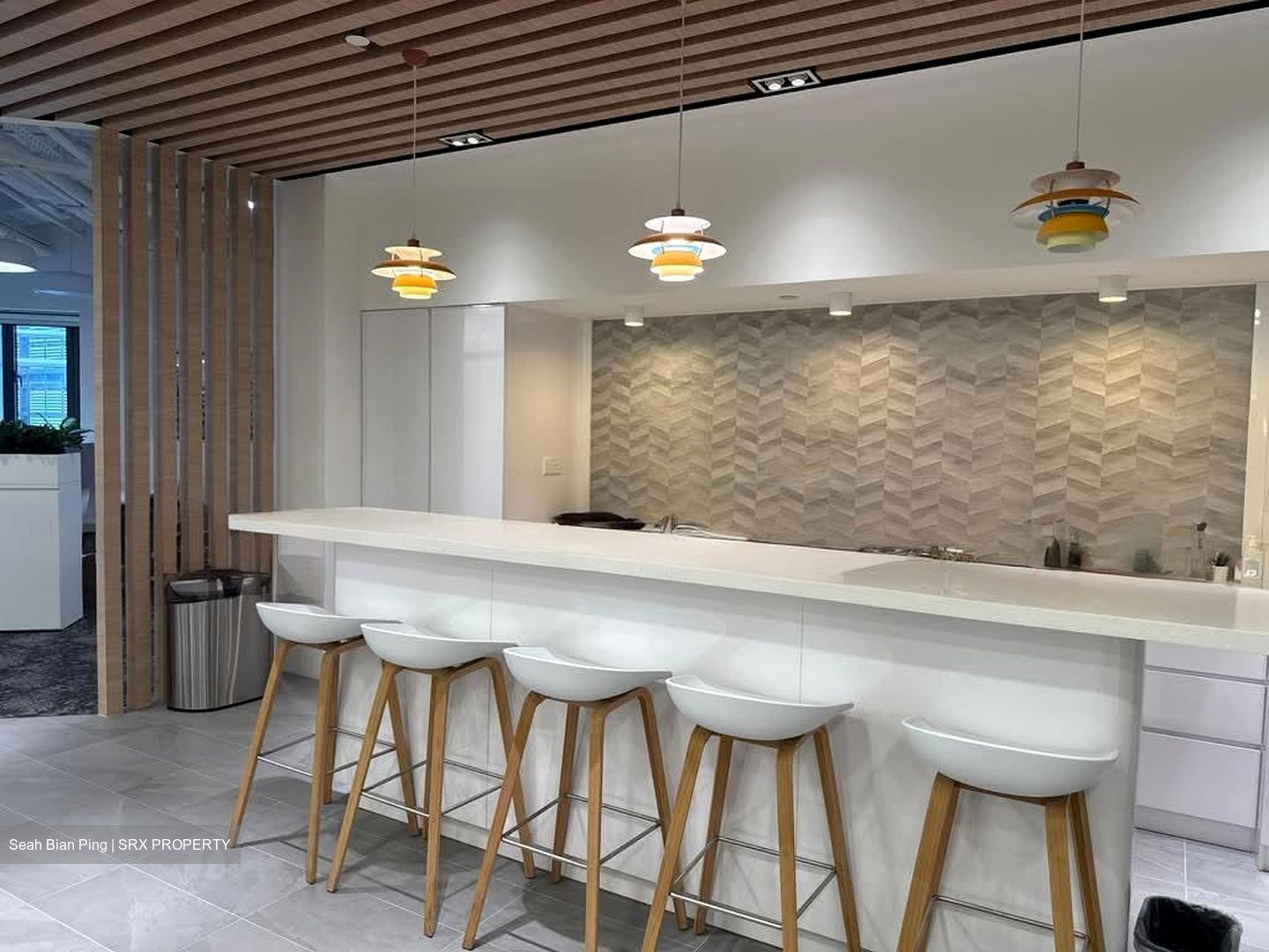 PLUS (D1), Office #622058211